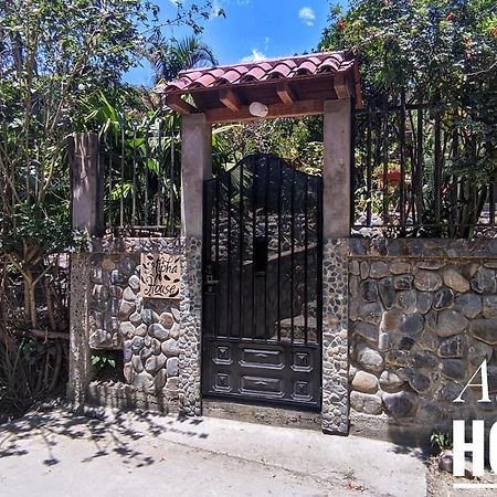 Alpha House Apartment LàngLàngVilcabamba Ngoại thất bức ảnh