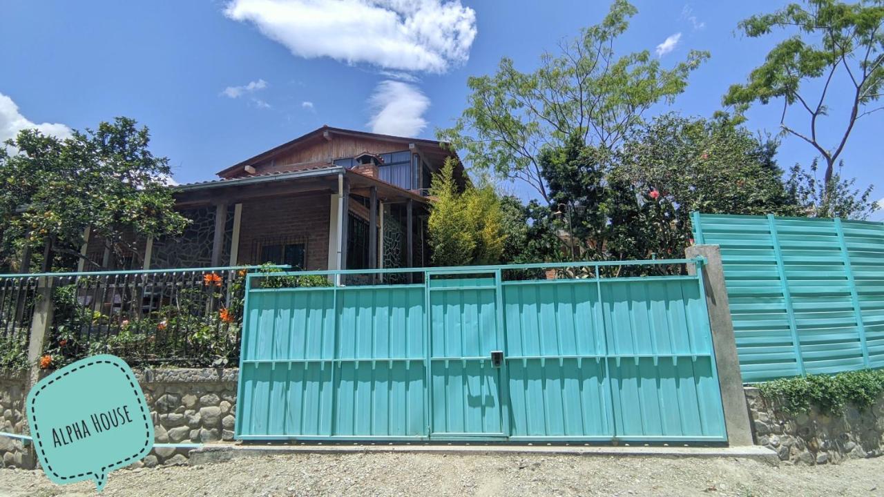 Alpha House Apartment LàngLàngVilcabamba Ngoại thất bức ảnh