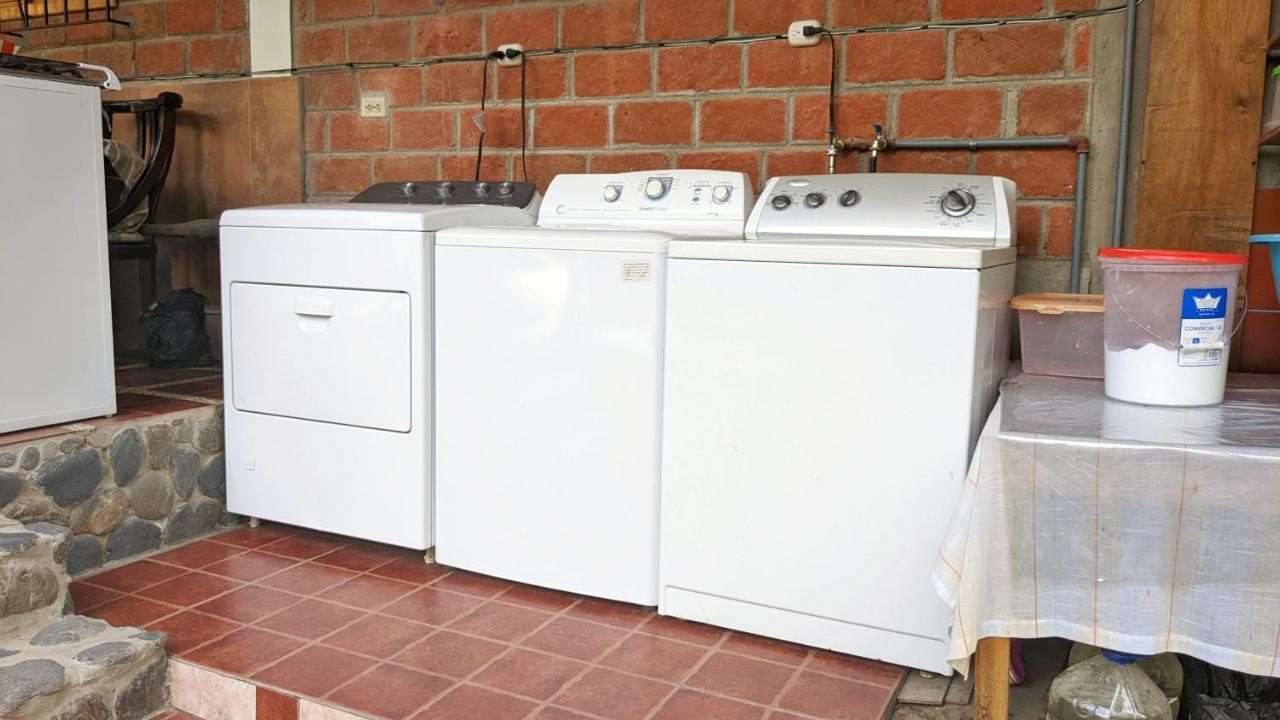 Alpha House Apartment LàngLàngVilcabamba Ngoại thất bức ảnh