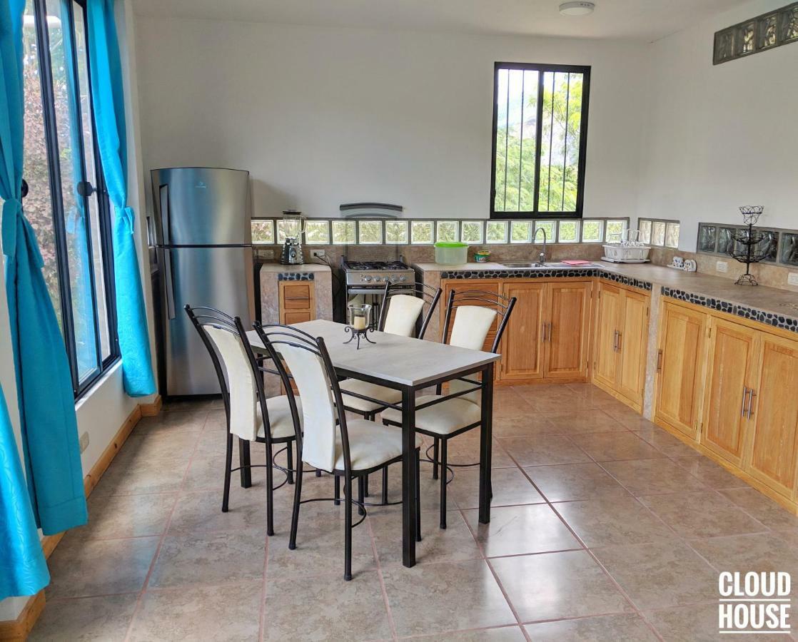 Alpha House Apartment LàngLàngVilcabamba Ngoại thất bức ảnh